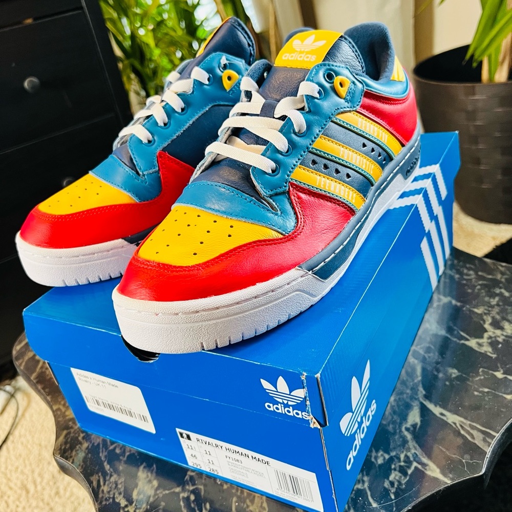 Human Made x Adidas Rivalry low - Picture 2 of 6
